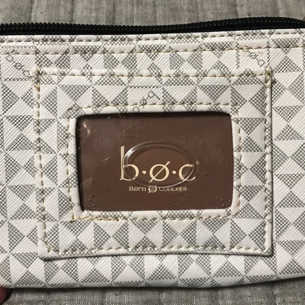 boc wristlet id